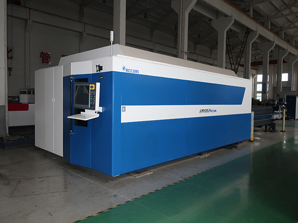 1000 واٹ لیزر کٹر 8mm ایس ایس پلیٹ، 6mm ایس ایس فائبر لیزر کاٹنے والی مشین کی قیمت