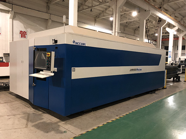 مکمل بند فلٹر چینبر فائبر لیزر پائپ اور شیٹ دھاتی کا کاٹنے والی مشین